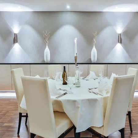 - - Schwenningen By Ihg 4* Villingen-Schwenningen