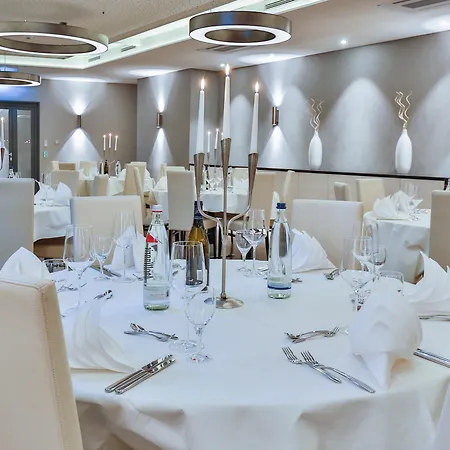 Hotel - - Schwenningen By Ihg Villingen-Schwenningen