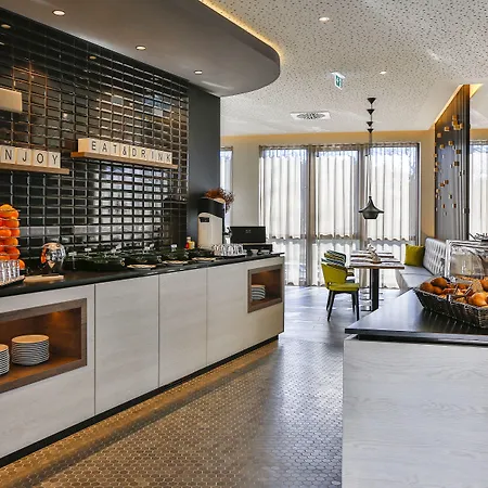 Hotel - - Schwenningen By Ihg Villingen-Schwenningen