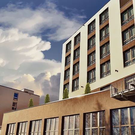 - - Schwenningen By Ihg 4*