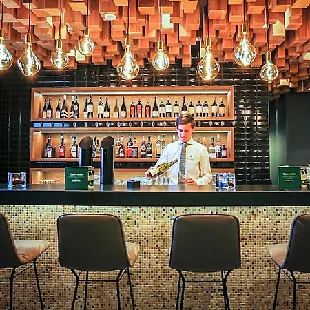 - - Schwenningen By Ihg Otel 4*